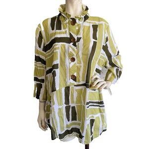 TERRA by SJ APPAREL Top Light Green Olive Green Print Art to Wear Tunic Size L